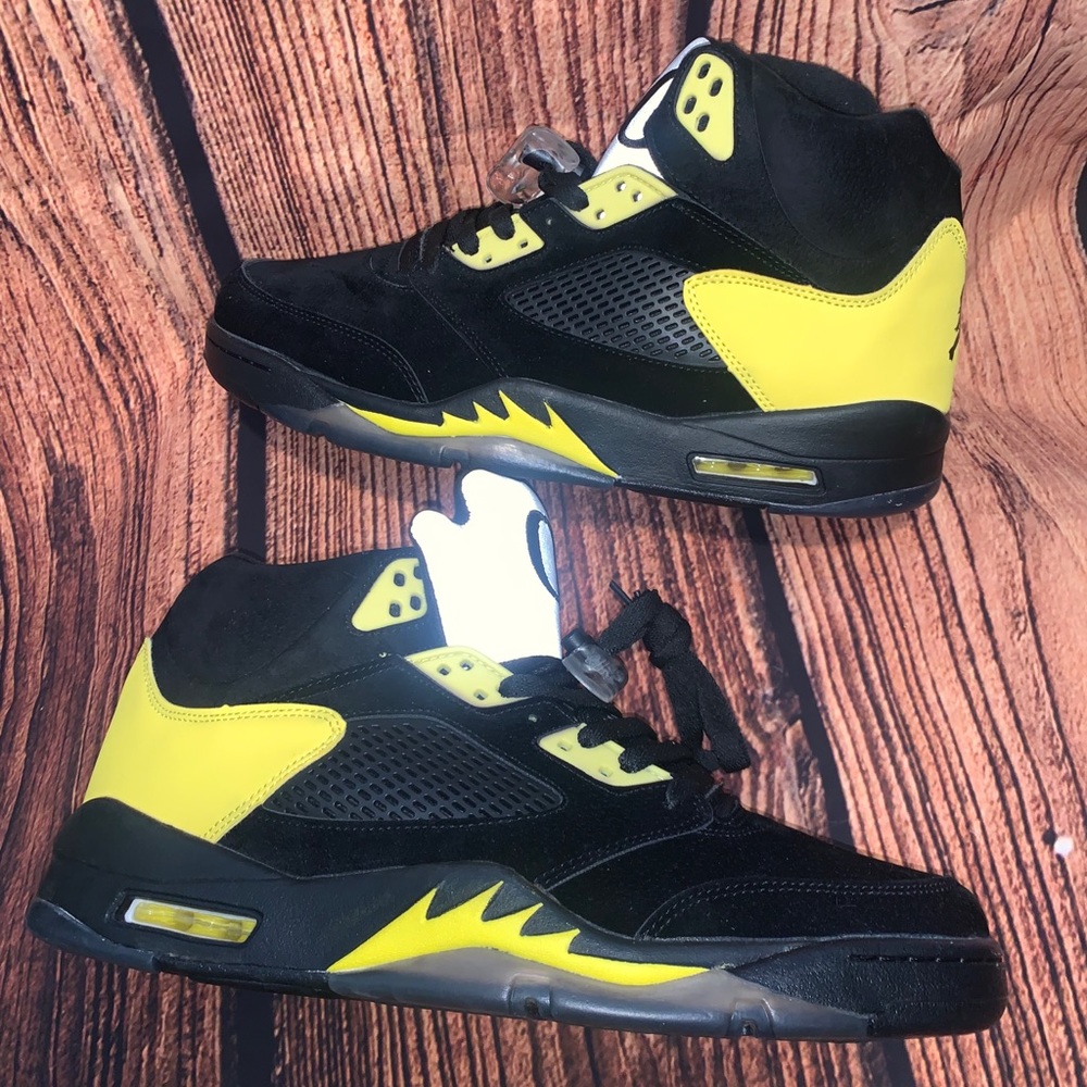 Jordans 5 Oregon Ducks Men Size 13